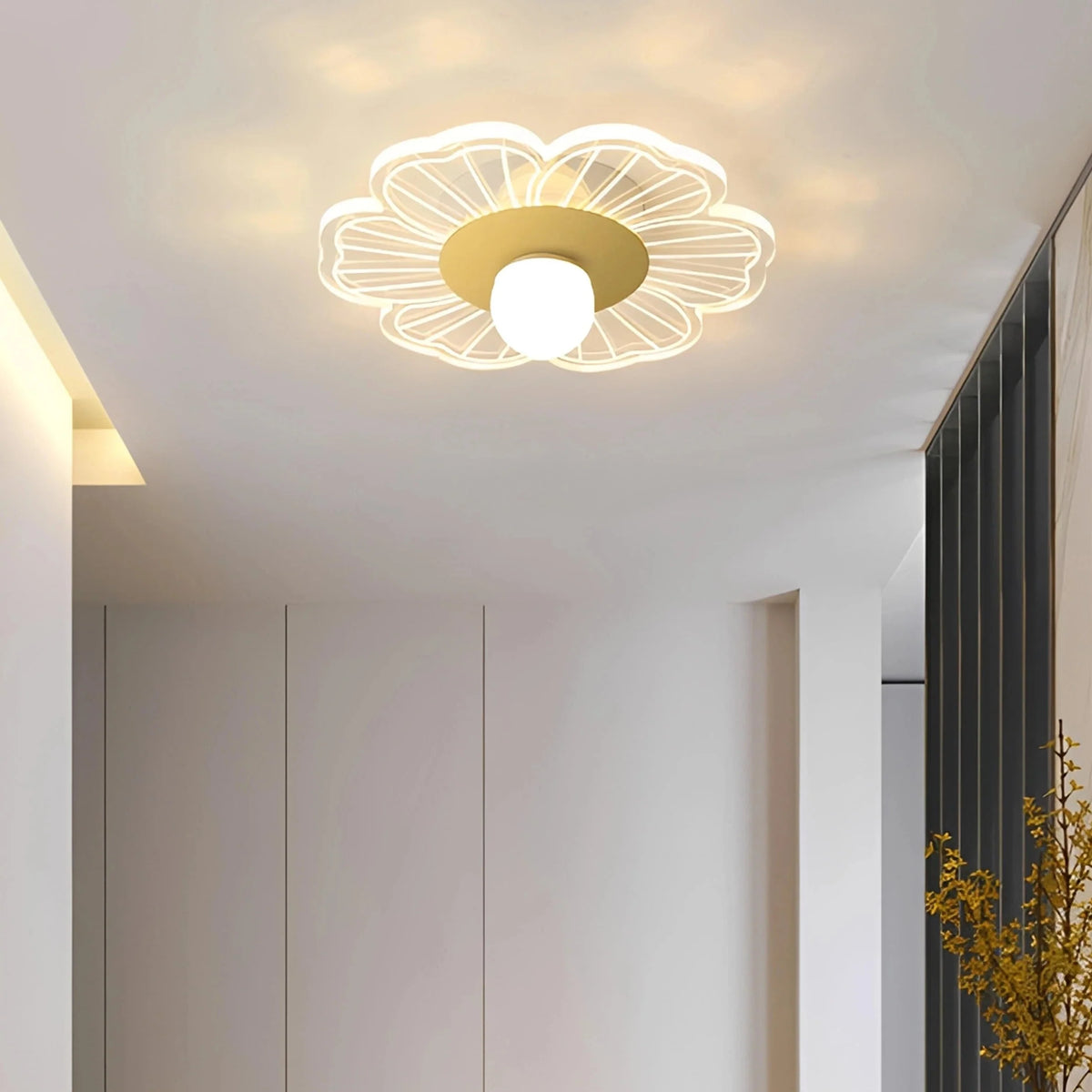 Plafonnier LED Forme de Fleur 26cm Blanc Doré Fer et Acrylique