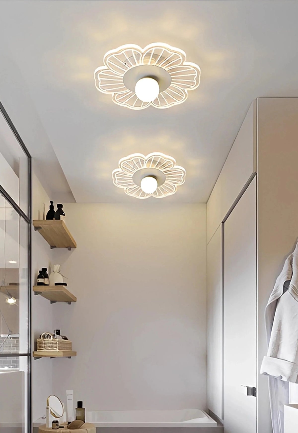 Plafonnier LED Forme de Fleur 26cm Blanc Doré Fer et Acrylique